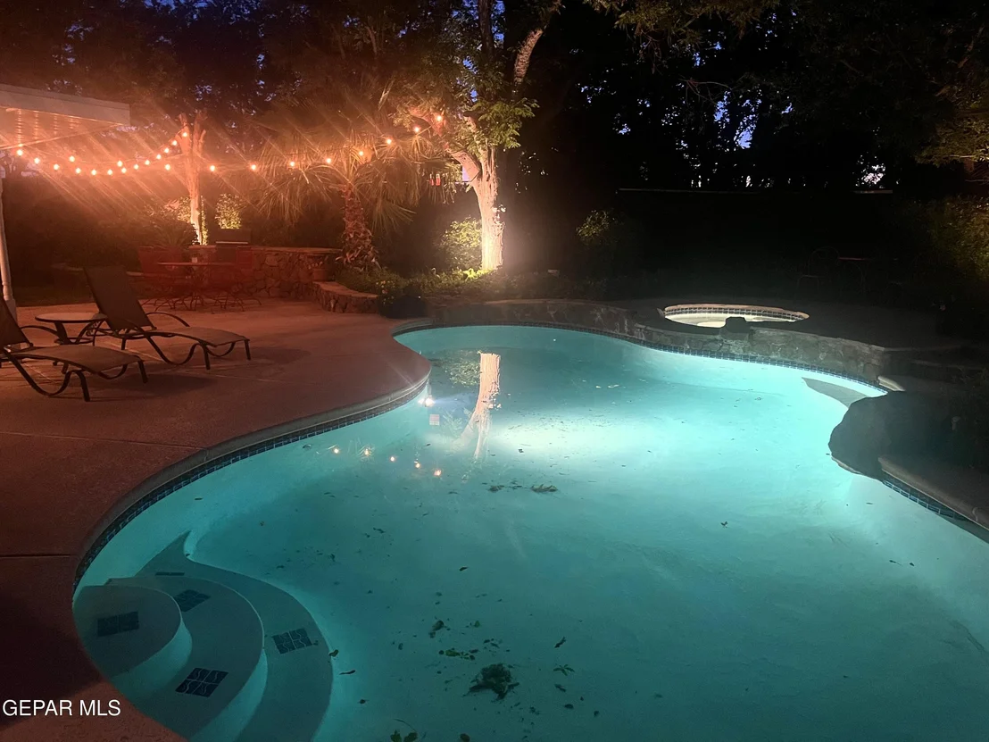 Photo of 301 NORTHWIND Drive