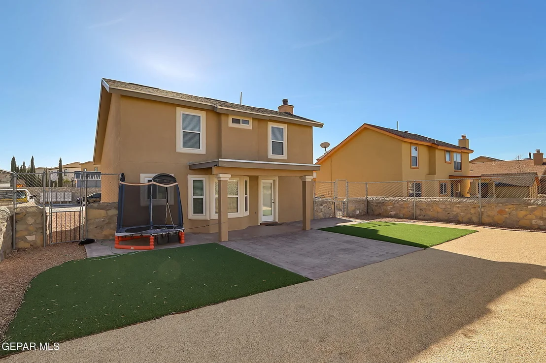 Photo of 601 Kearney Way