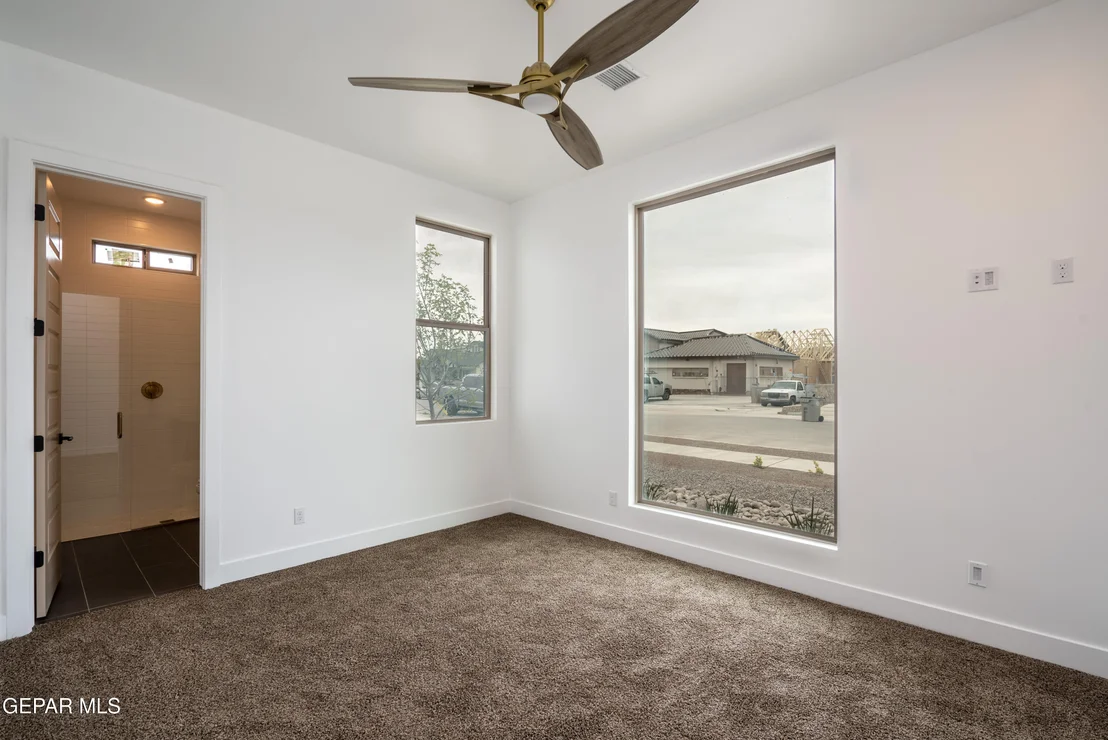 Photo of 653 BIR Circle