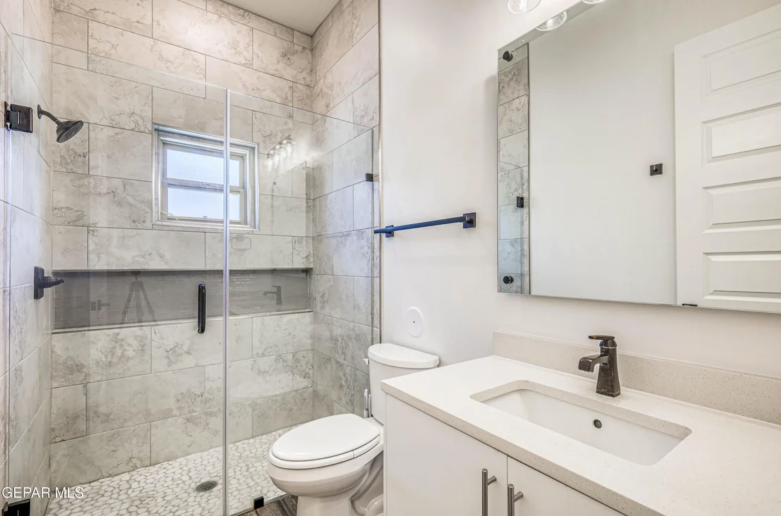 Photo of 5620 RIVER RUN Street