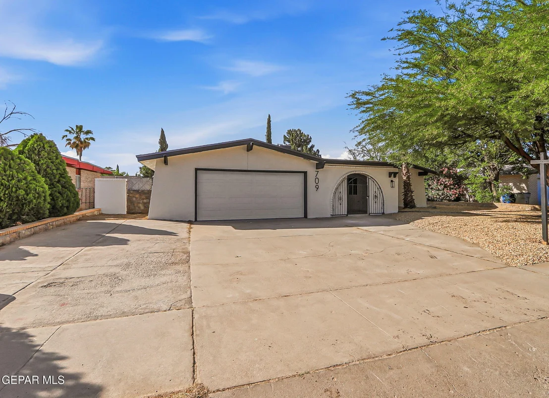Photo of 709 FRONTERA Road