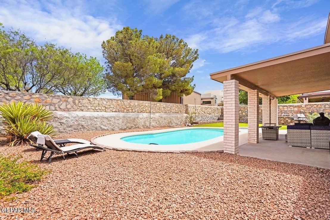 Photo of 760 CHELTENHAM Drive