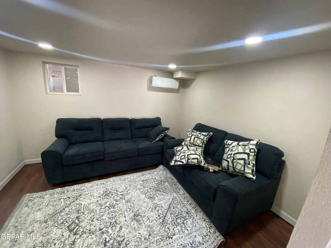 Photo of 207 RANDOLPH Drive