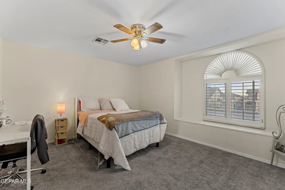 Photo of 11221 Northview Drive