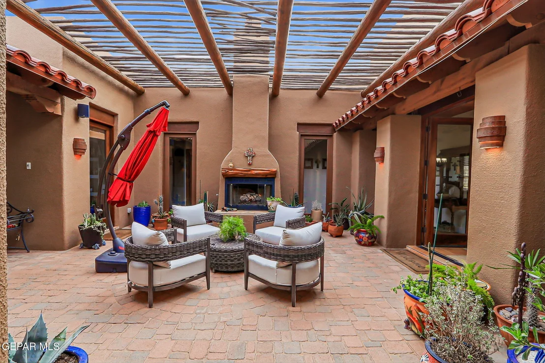 Photo of 1133 CALLE LOMAS Drive