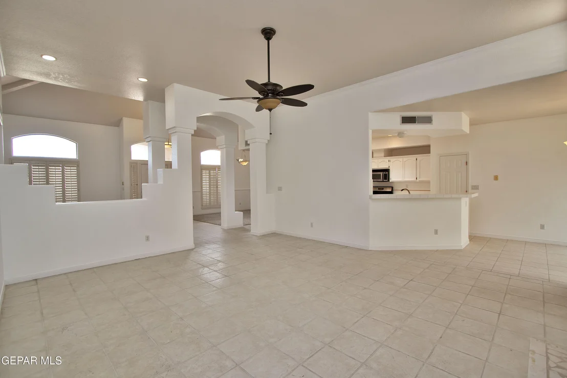 Photo of 6712 Isla Del Rey Drive
