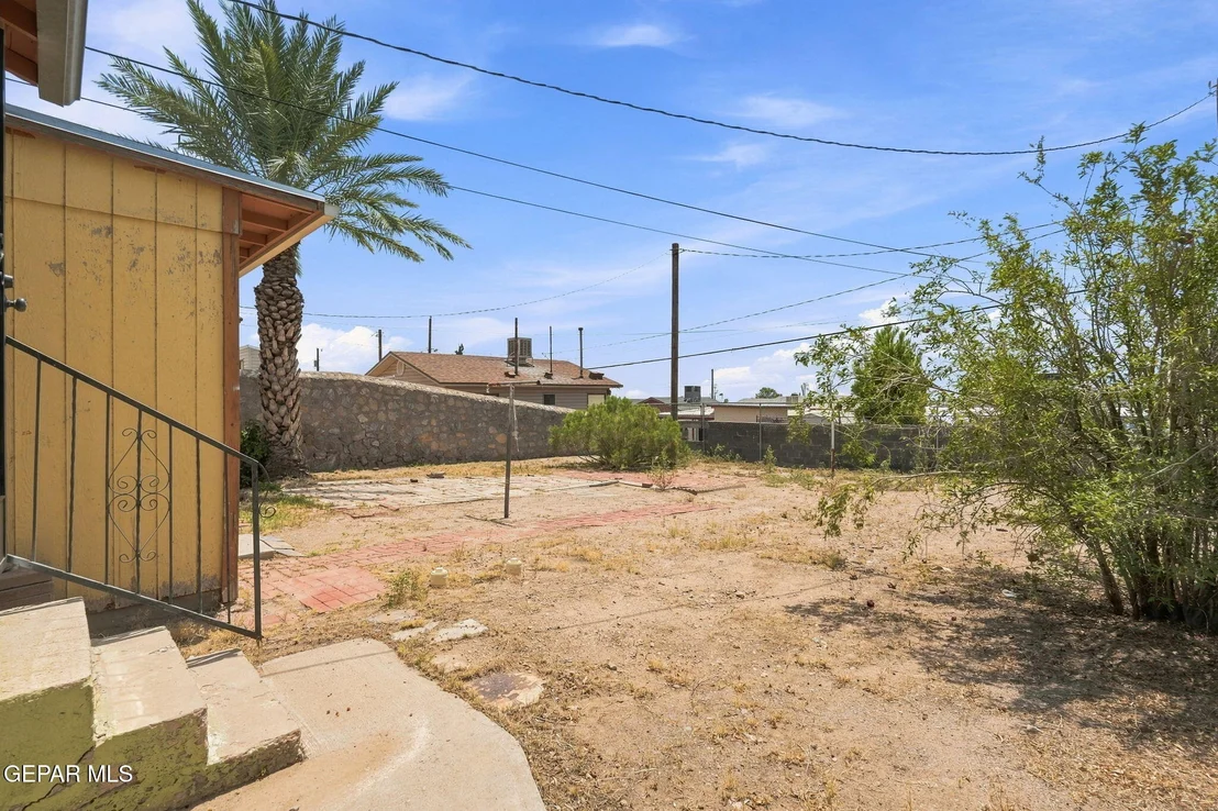 Photo of 3110 VAN BUREN Avenue
