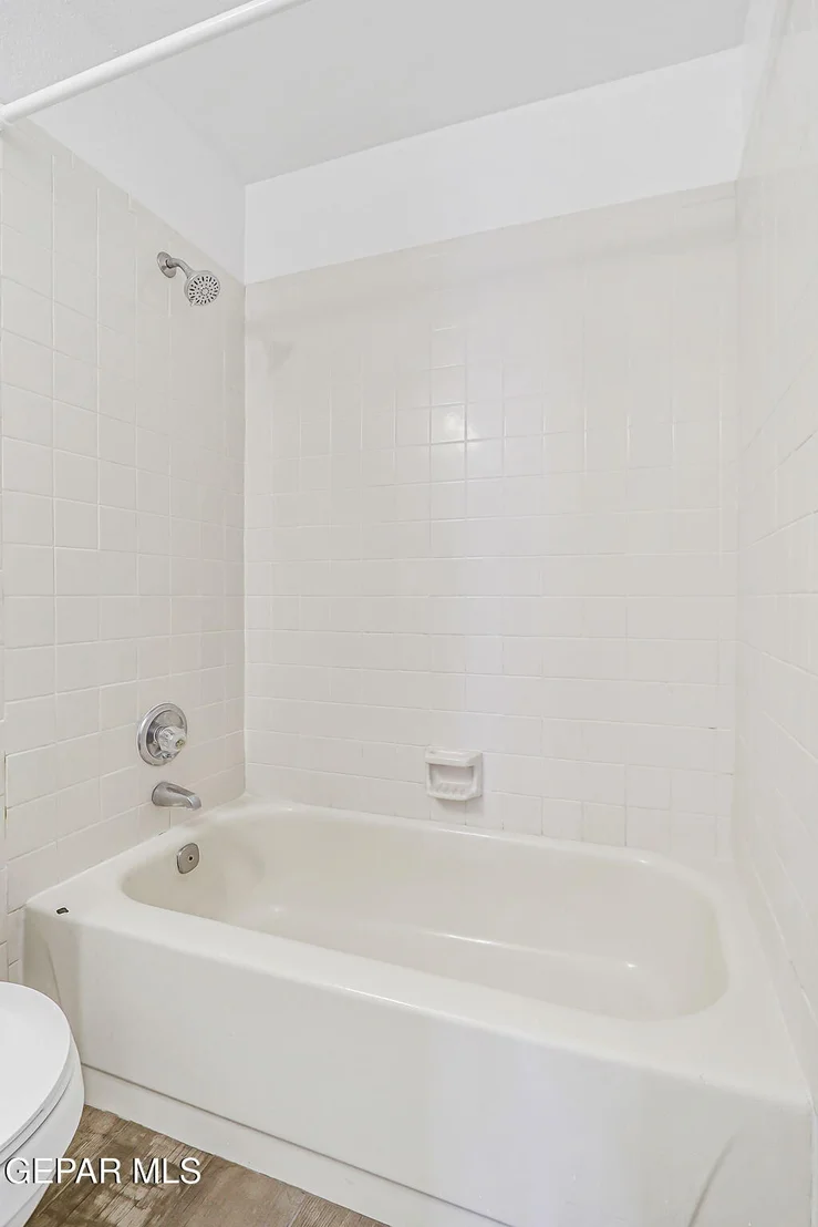Photo of 10846 QUARTZ Street