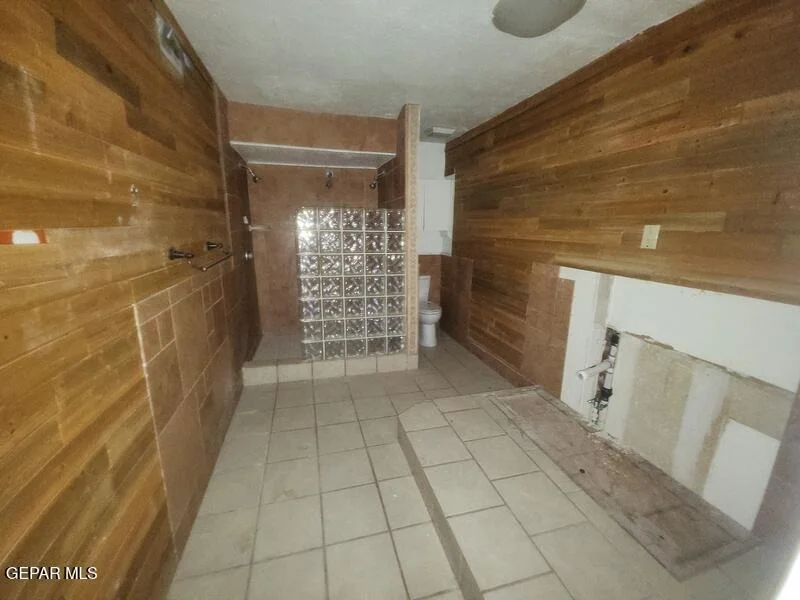 Photo of 129 SERRANIA Drive