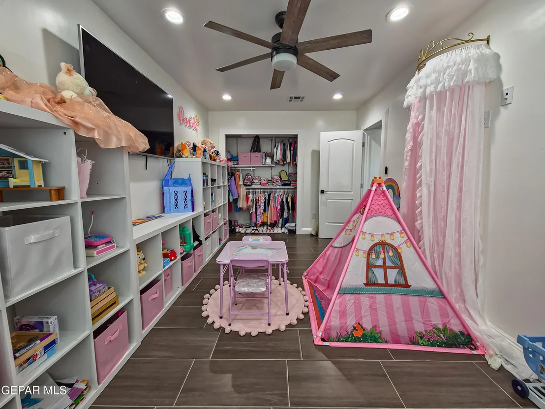 Photo of 7321 CUBA Drive