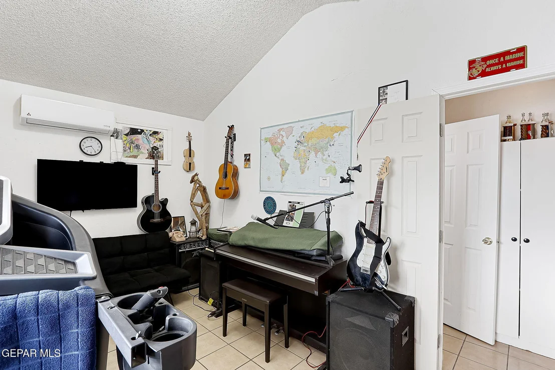 Photo of 8156 Sharp Road