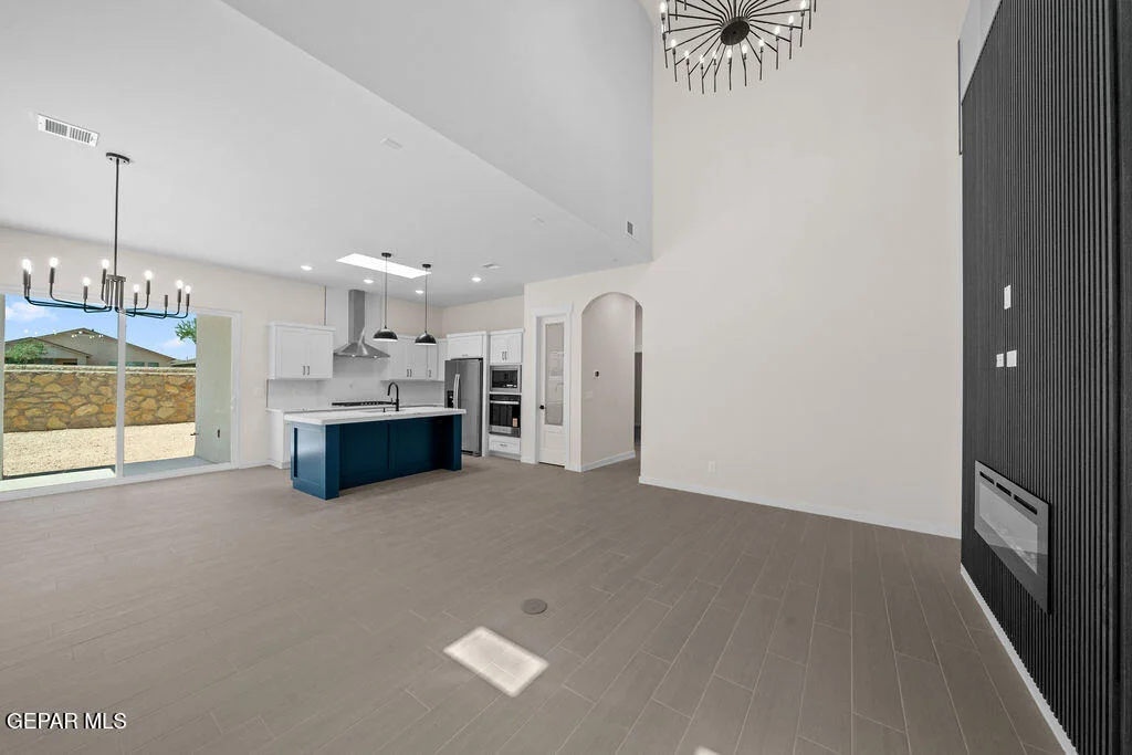 Photo of 1421 DYLAN Place
