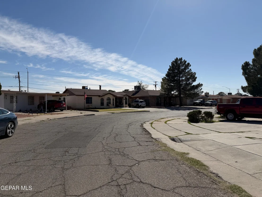 Photo of 1104 CHEYENNE Trail