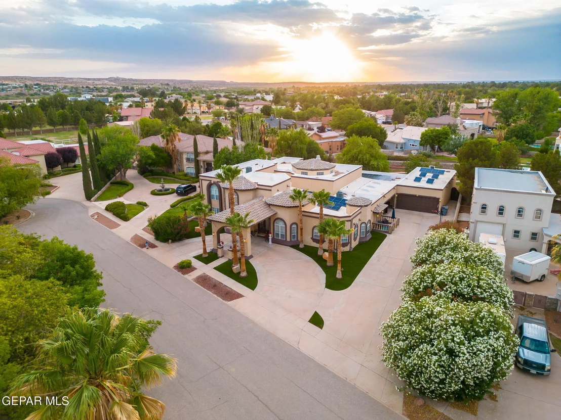 Photo of 605 MEADOW WILLOW Drive