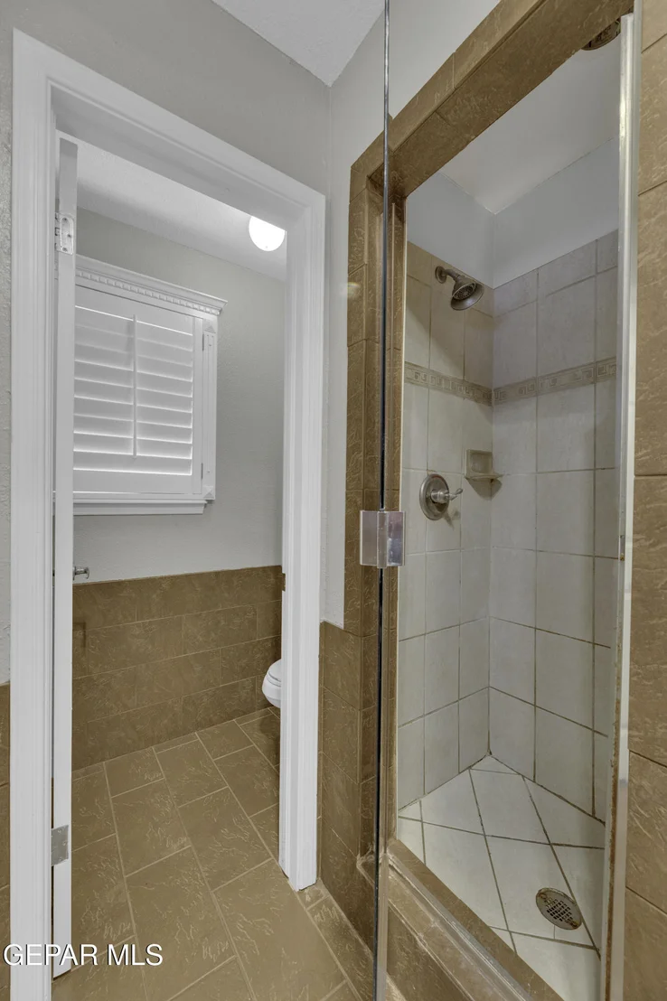 Photo of 2021 GREENLEE Drive