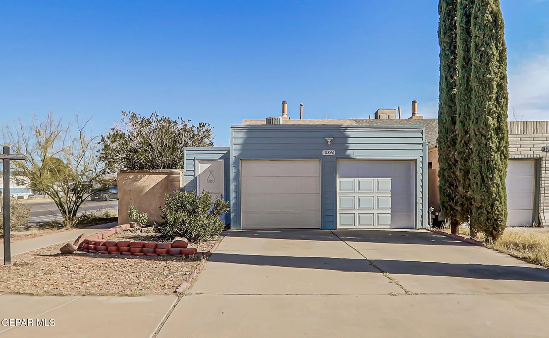 Photo of 10846 QUARTZ Street