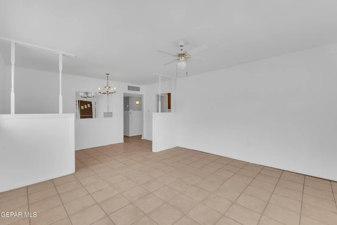 Photo of 1304 WAINWRIGHT Drive