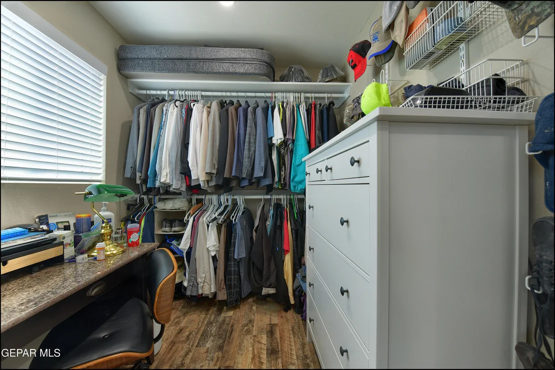 Photo of 9541 WAVERLY Drive