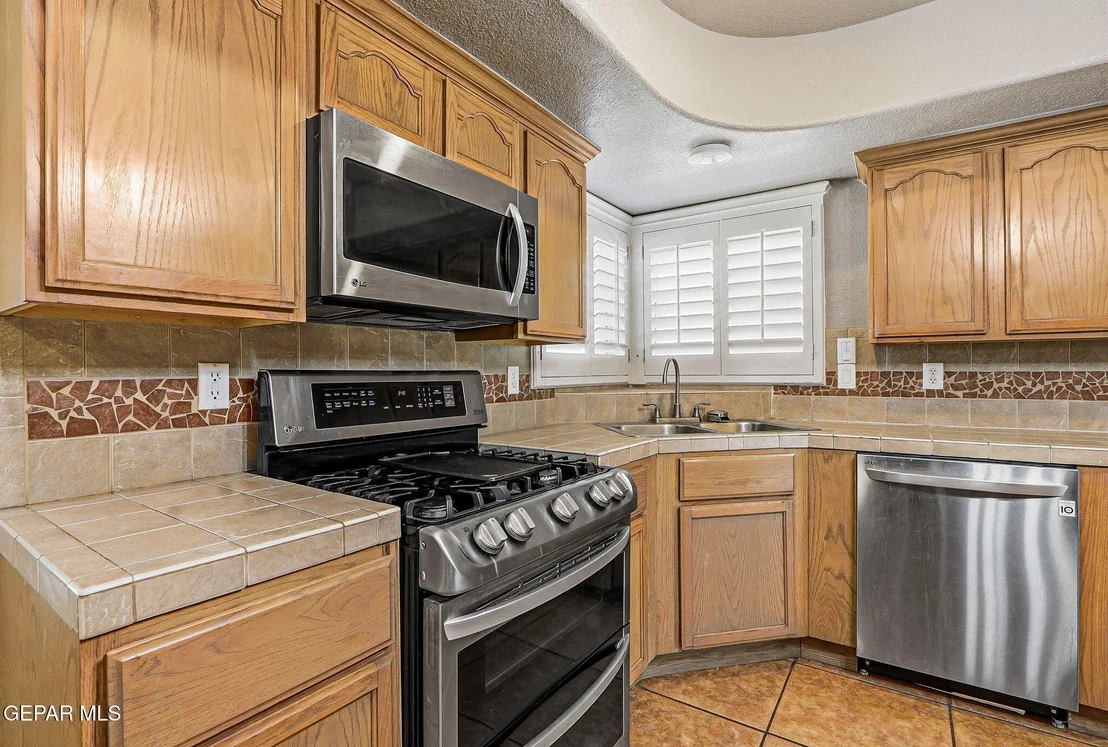 Photo of 3720 TIERRA AURORA Drive