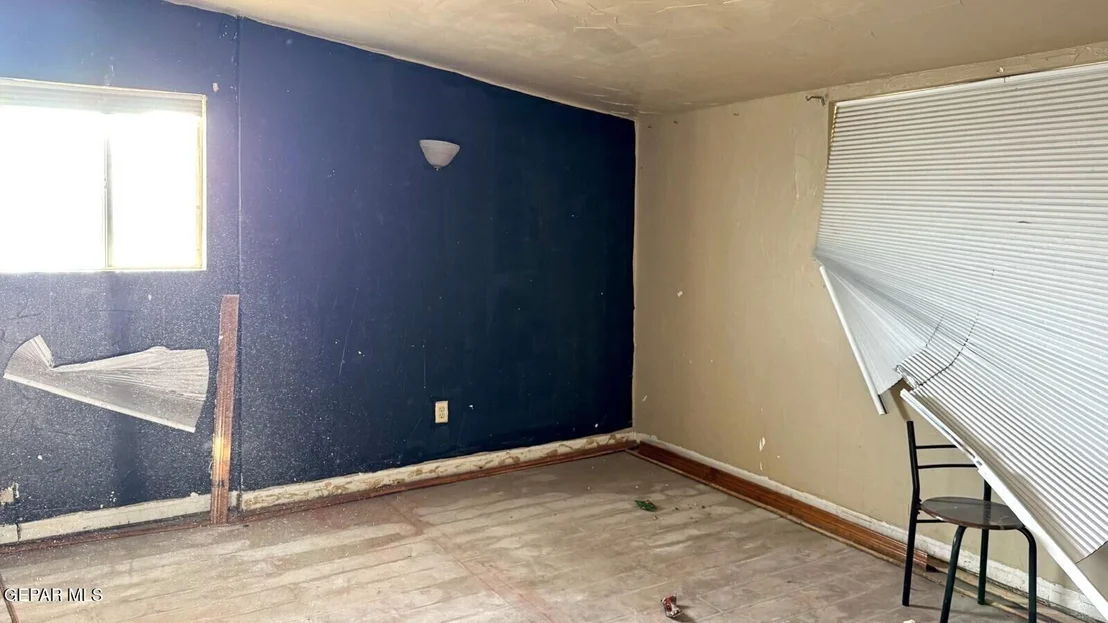 Photo of 1301 GRISSOM Lane
