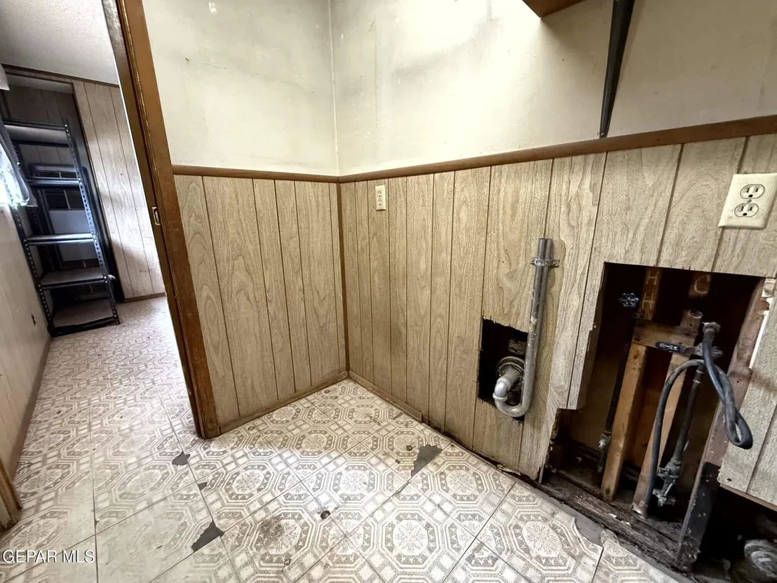 Photo of 228 MANGO Road