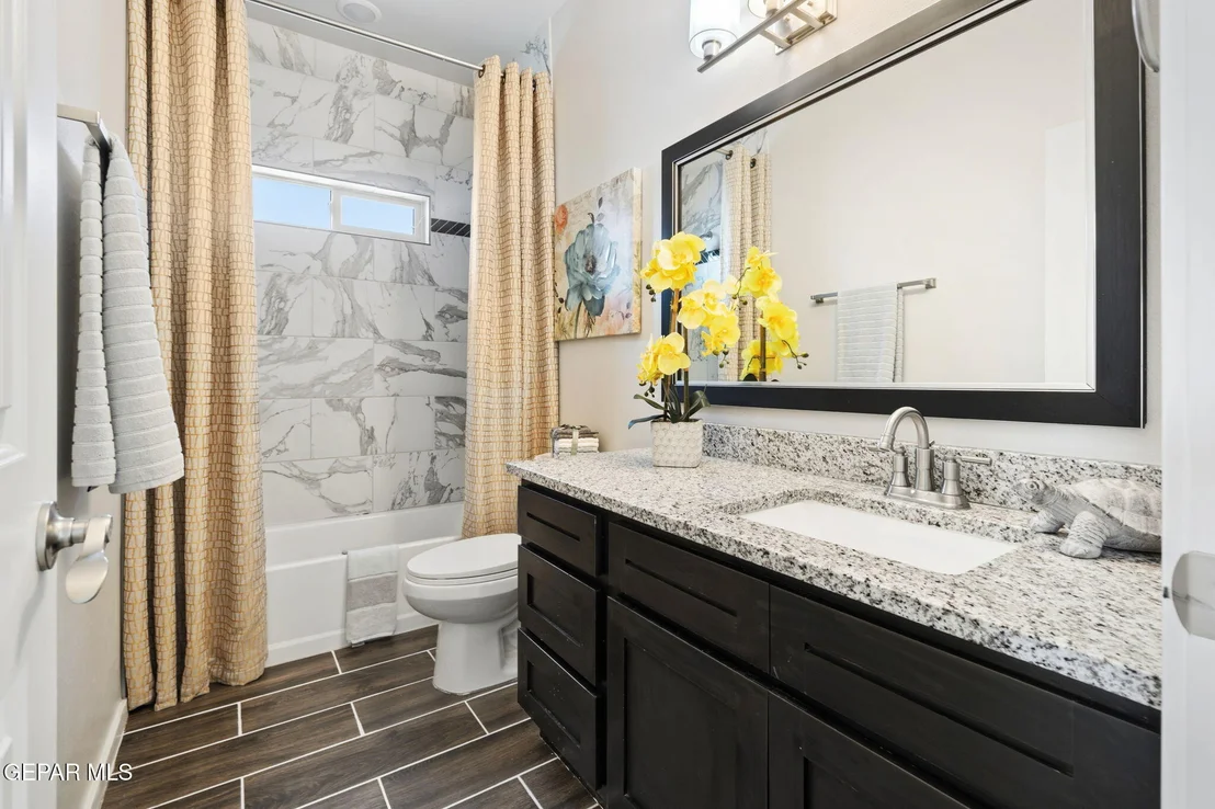 Photo of 804 BLINGWOOD