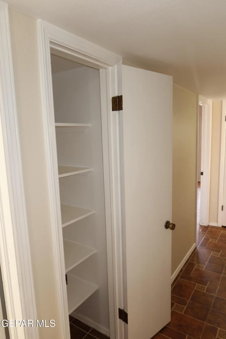 Photo of 836 DE LEON Drive