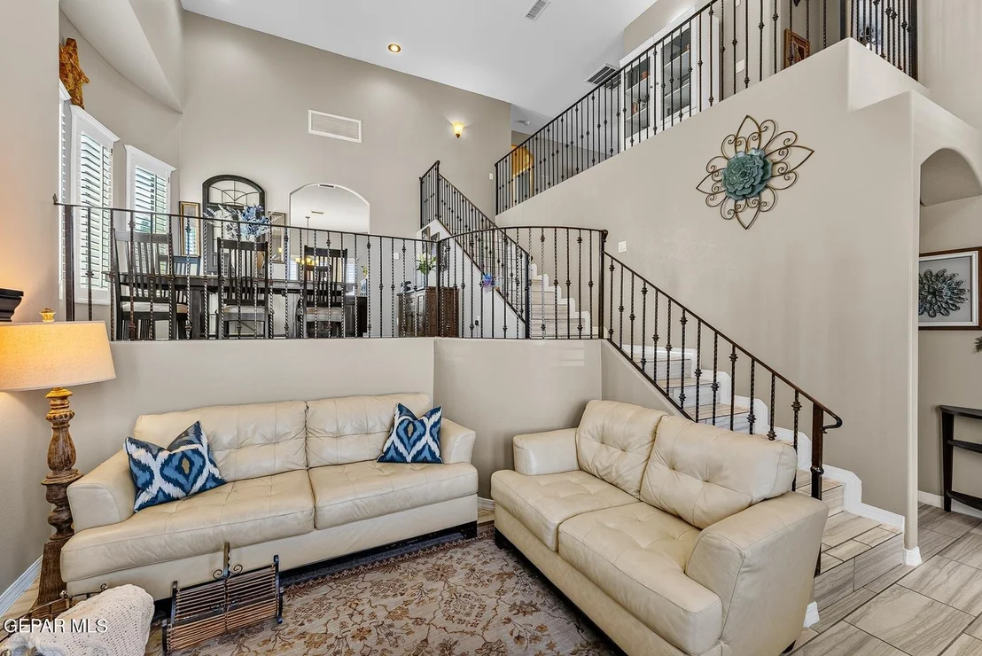 Photo of 7893 Enchanted View Drive