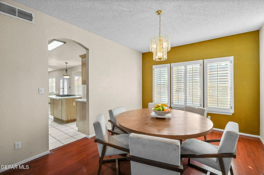 Photo of 2013 SHADOW RIDGE Drive