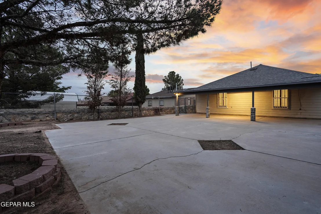 Photo of 11753 BELL TOWER Drive