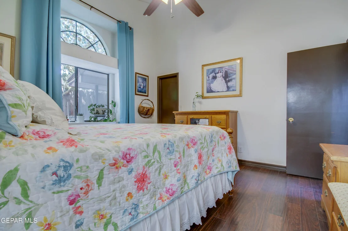 Photo of 11456 LAKE NEMI Drive
