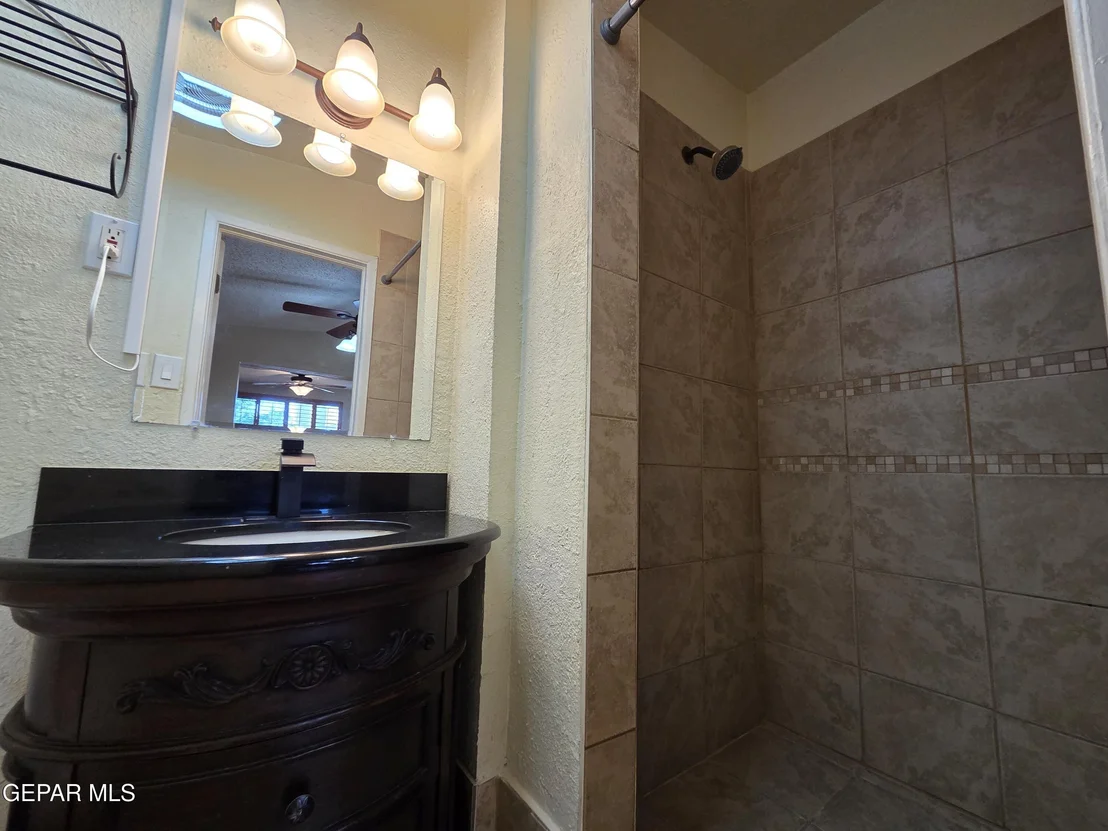 Photo of 4249 CANTERBURY Drive