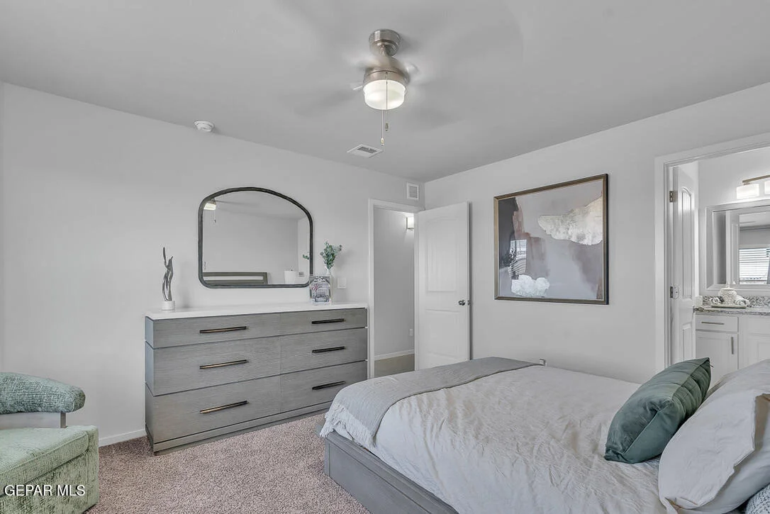 Photo of 949 Sandhurst Place