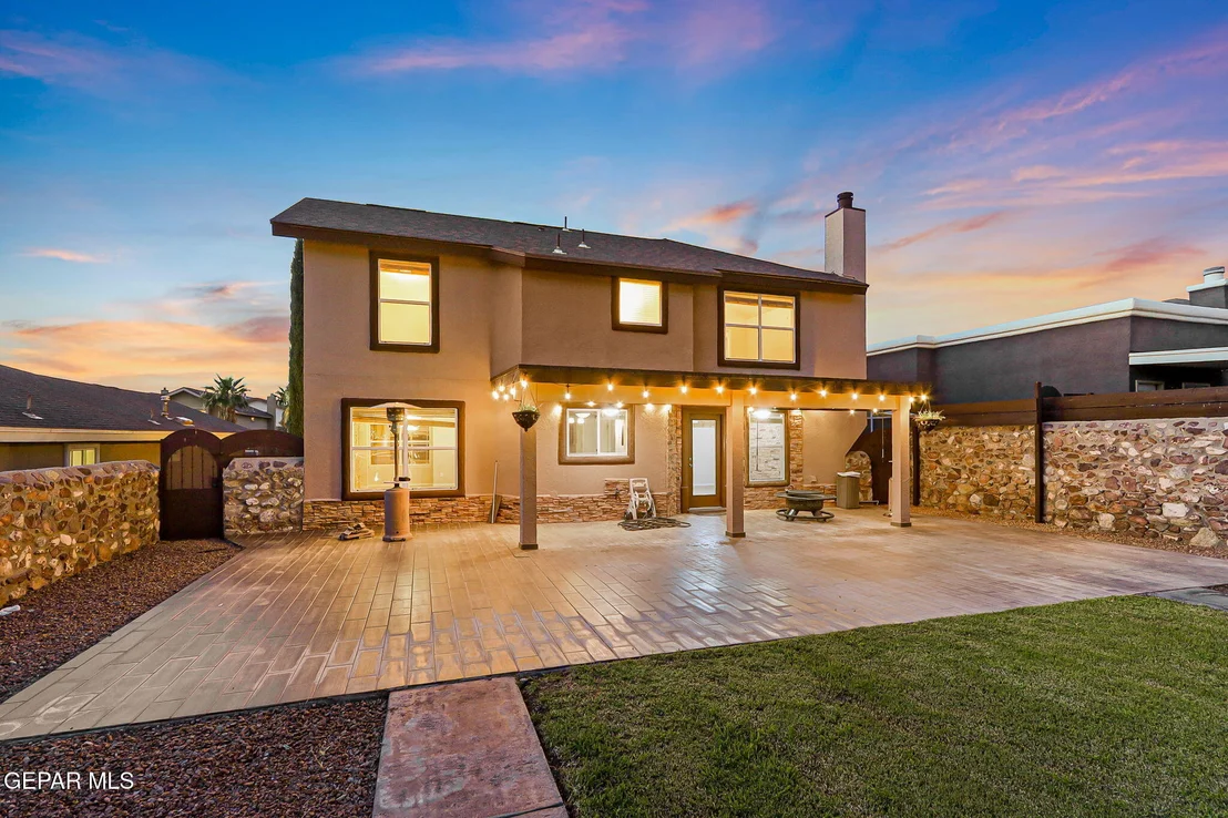 Photo of 6628 Parque del Sol Drive