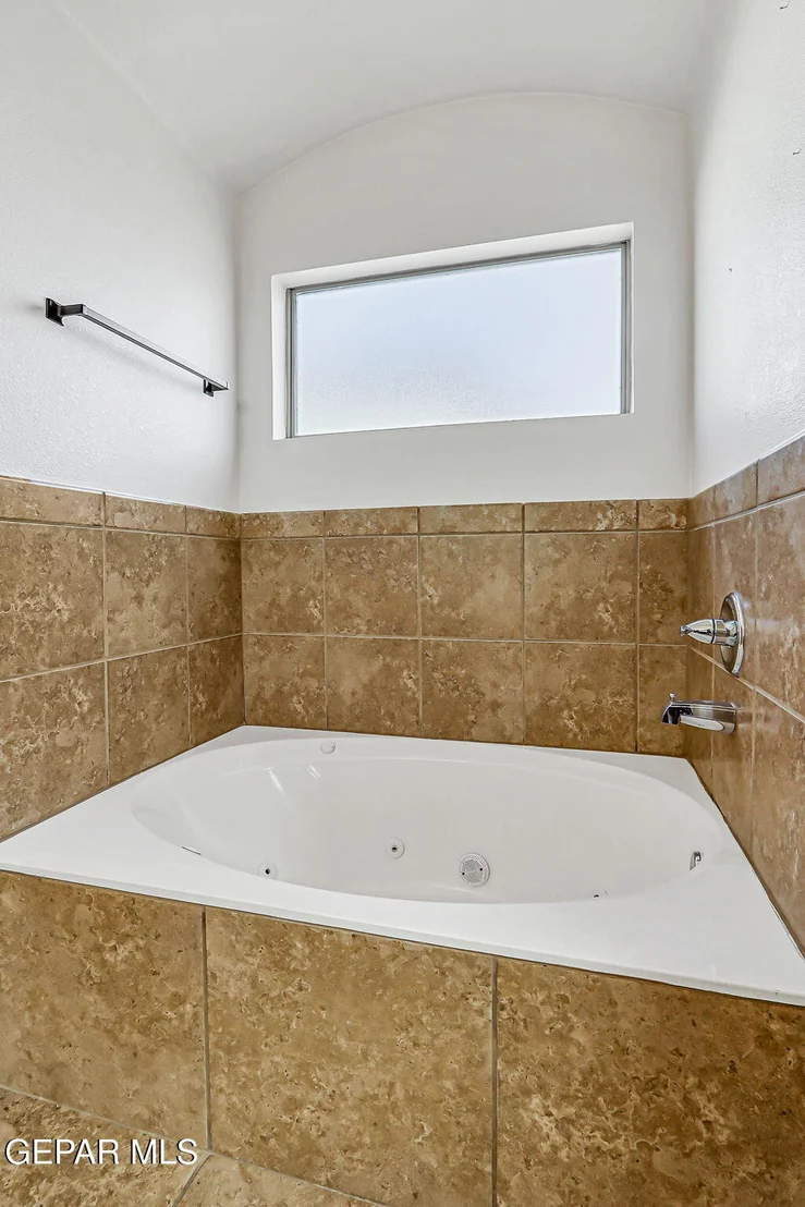 Photo of 14604 RANDALL CUNNINGHAM Avenue