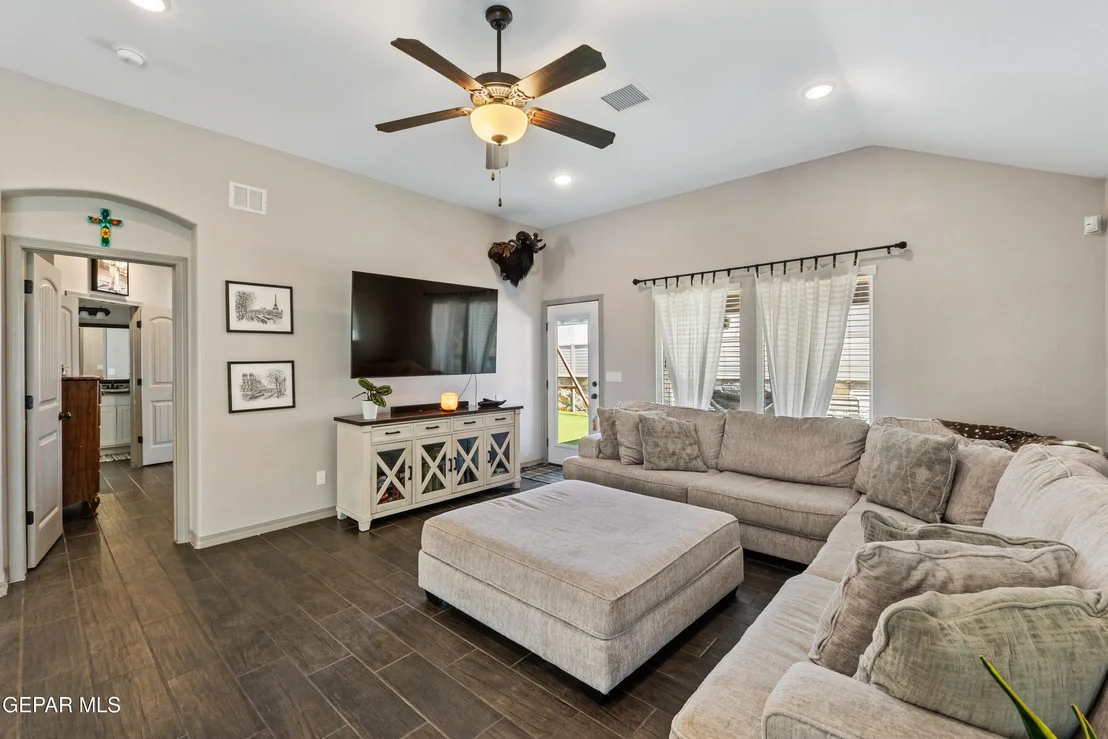 Photo of 232 Reigate Drive