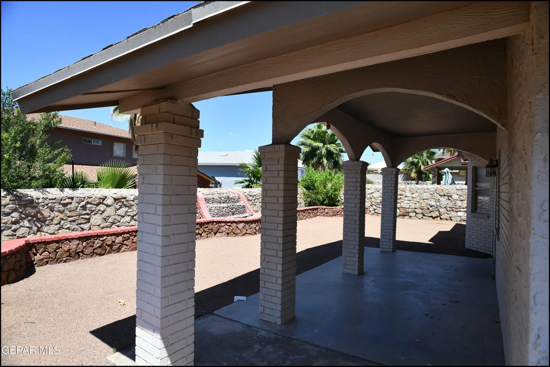 Photo of 1345 DIANA NATALICIO Drive
