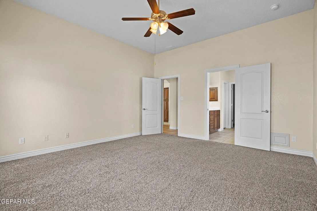 Photo of 5544 GUSTAVO MADRID Lane