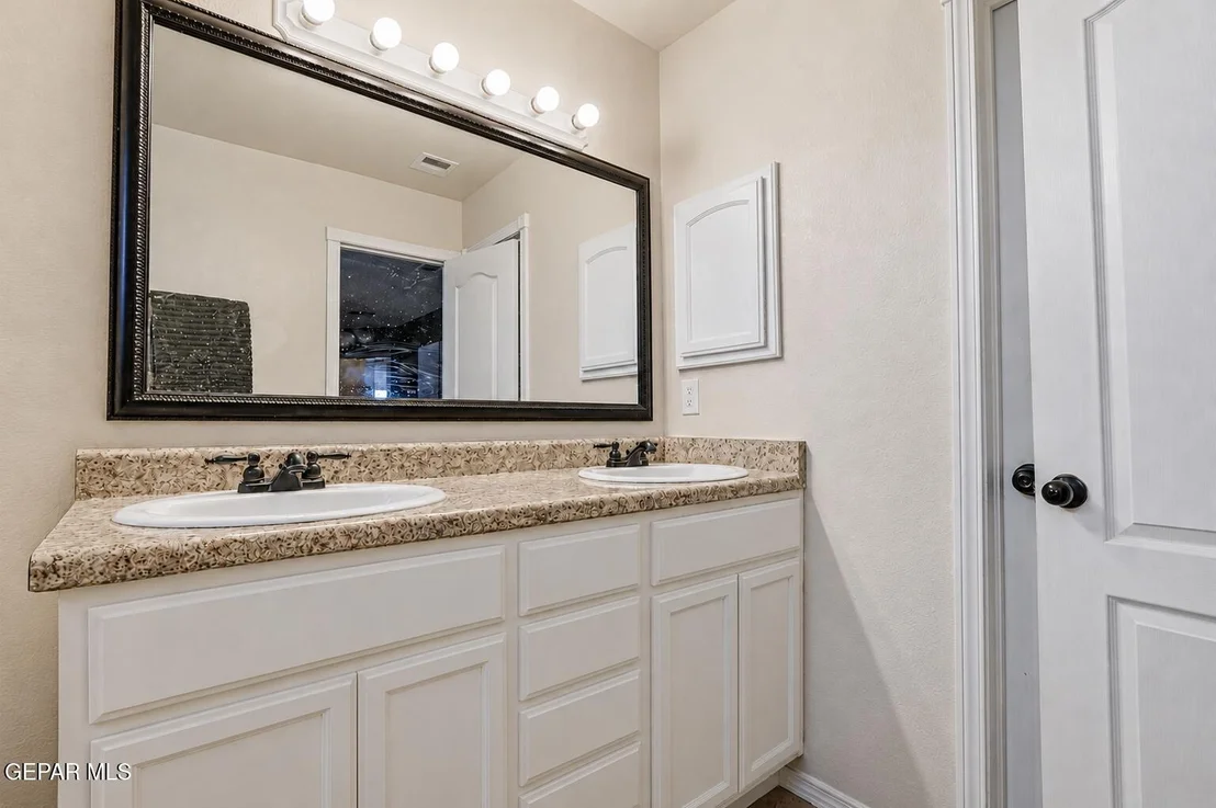 Photo of 14202 SILVER POINT Avenue