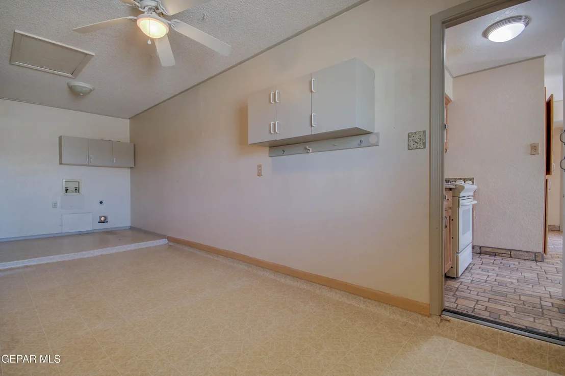 Photo of 5649 LONGVIEW Circle