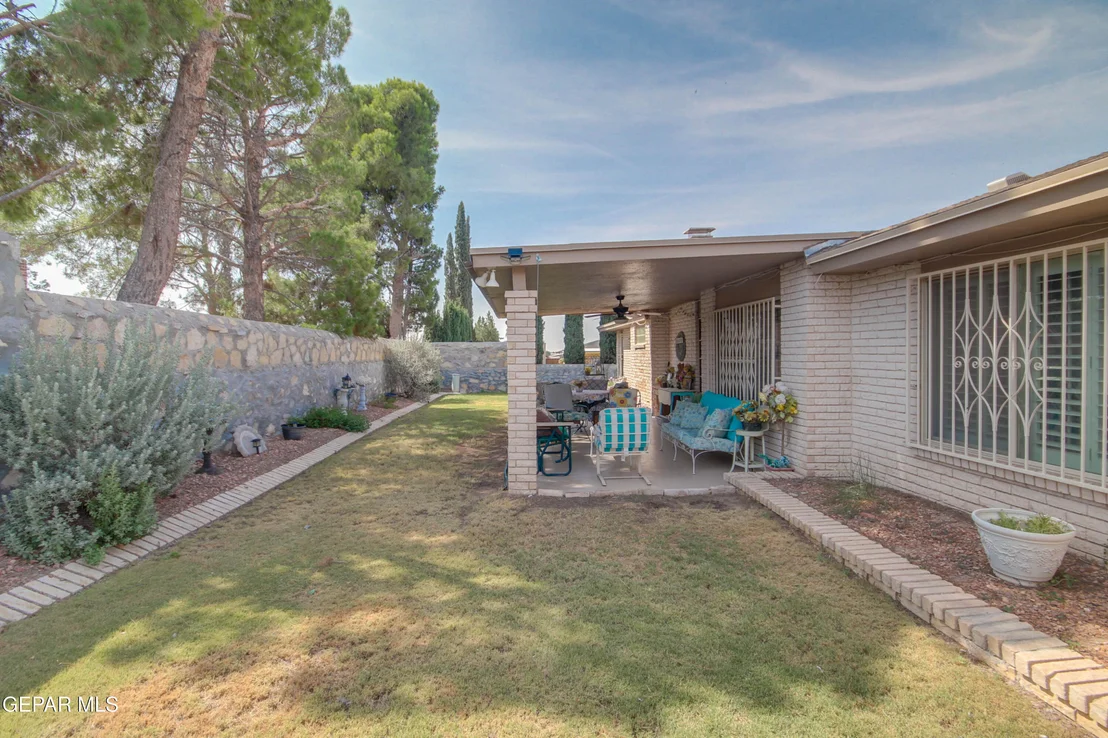Photo of 1640 BESSEMER Drive