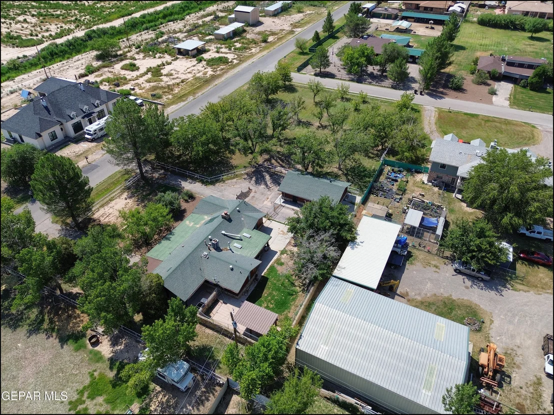 Photo of 6525 UPPER VALLEY Road