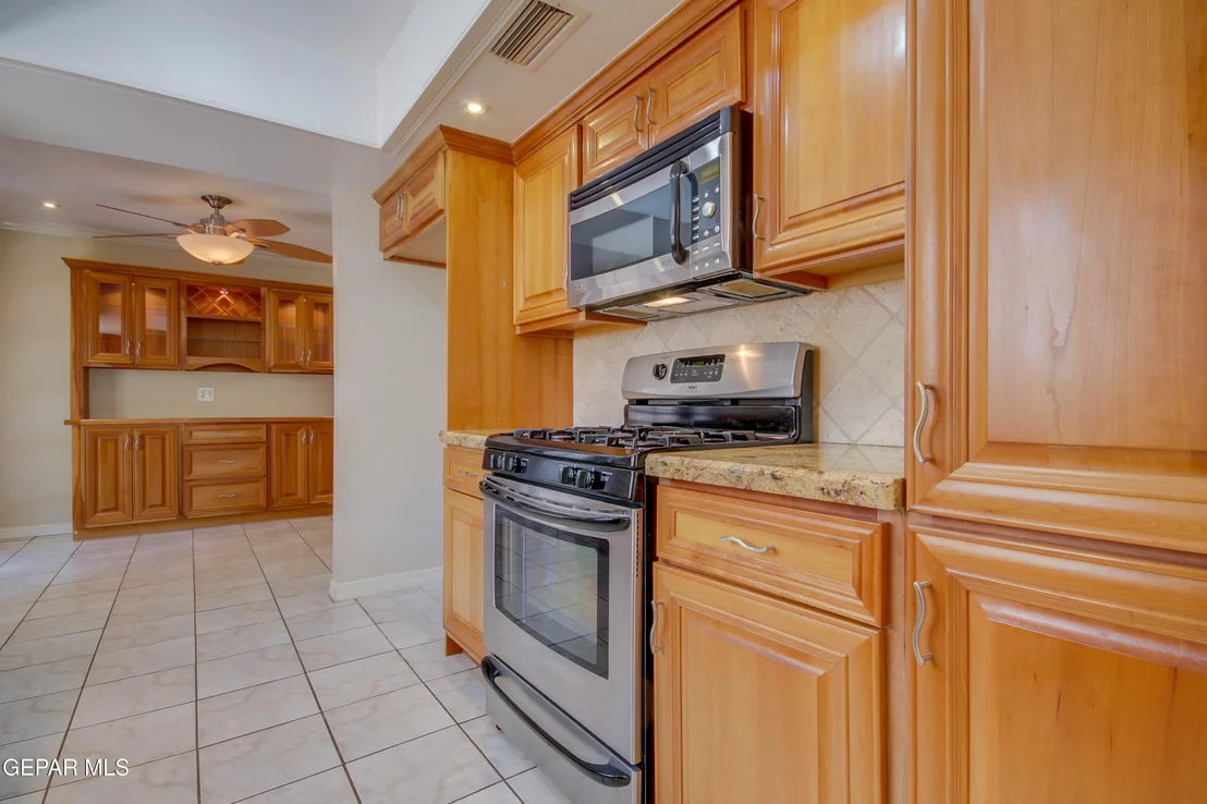 Photo of 10641 PARK VIEW Circle
