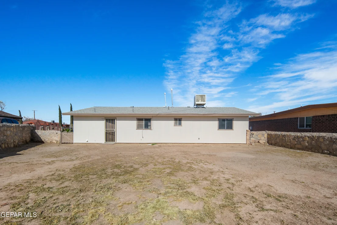 Photo of 9846 GIFFORD Drive