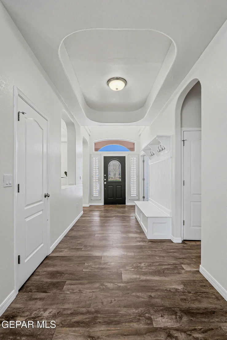 Photo of 6516 WIND RIDGE Drive