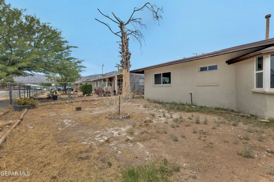 Photo of 4801 CHISOS Lane