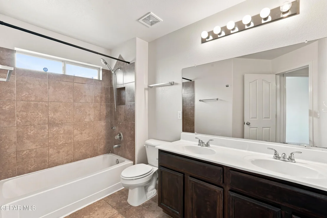 Photo of 14532 SPANISH POINT Drive