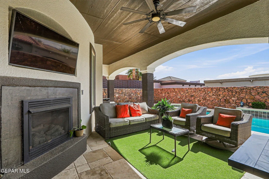 Photo of 899 Cortona Place