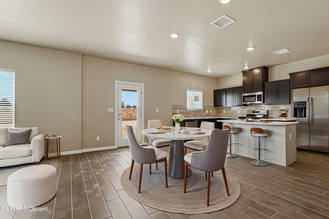 Photo of 14461 Desert Wind Drive