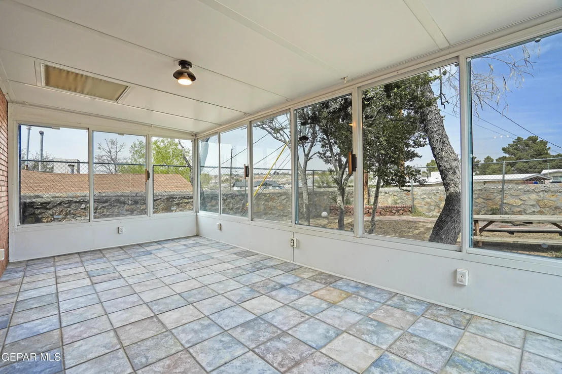 Photo of 7809 Hemlock Street